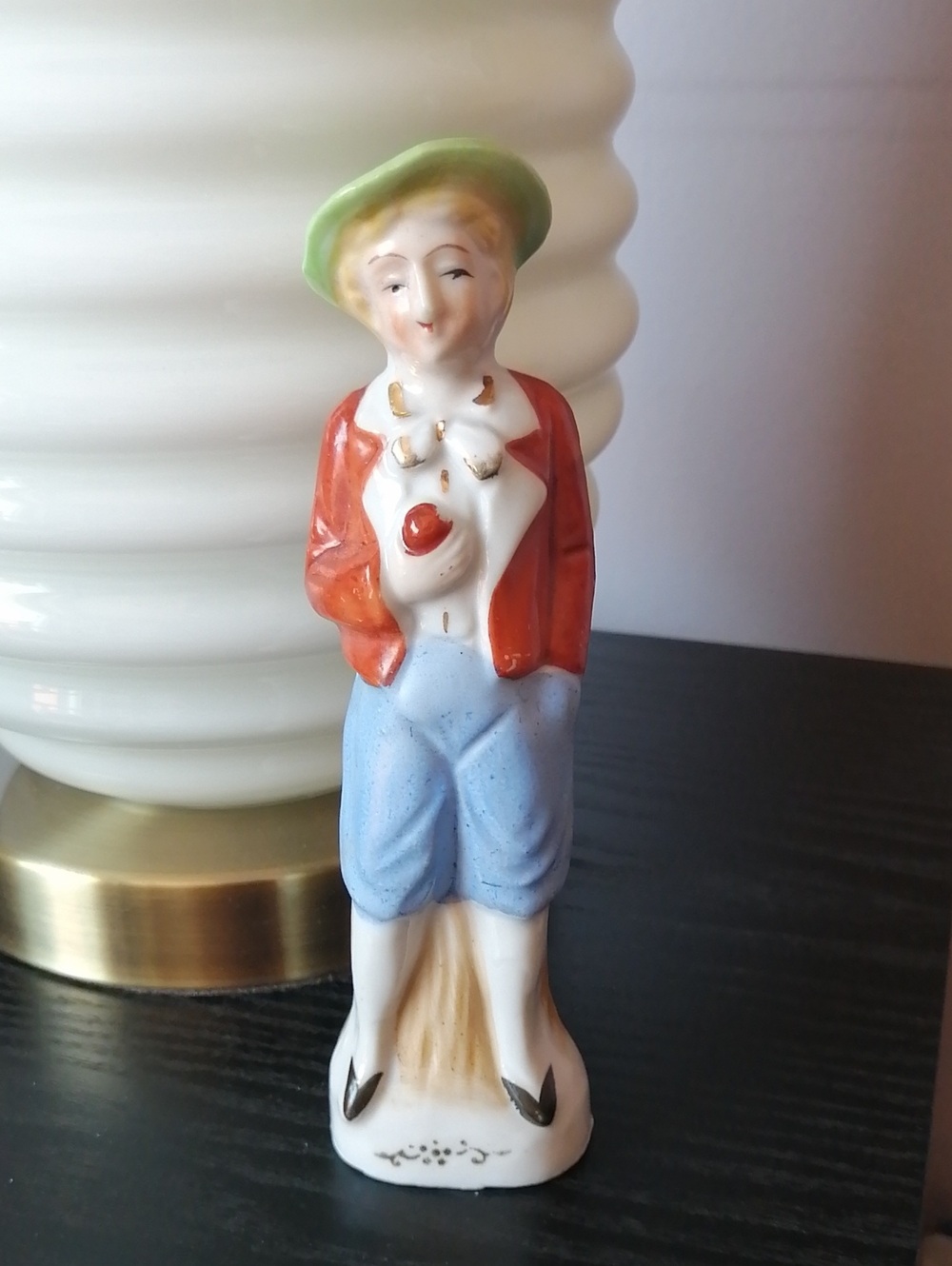 Vintage 1940s Porcelain Colonial Figurine Made in Occupied Japan
